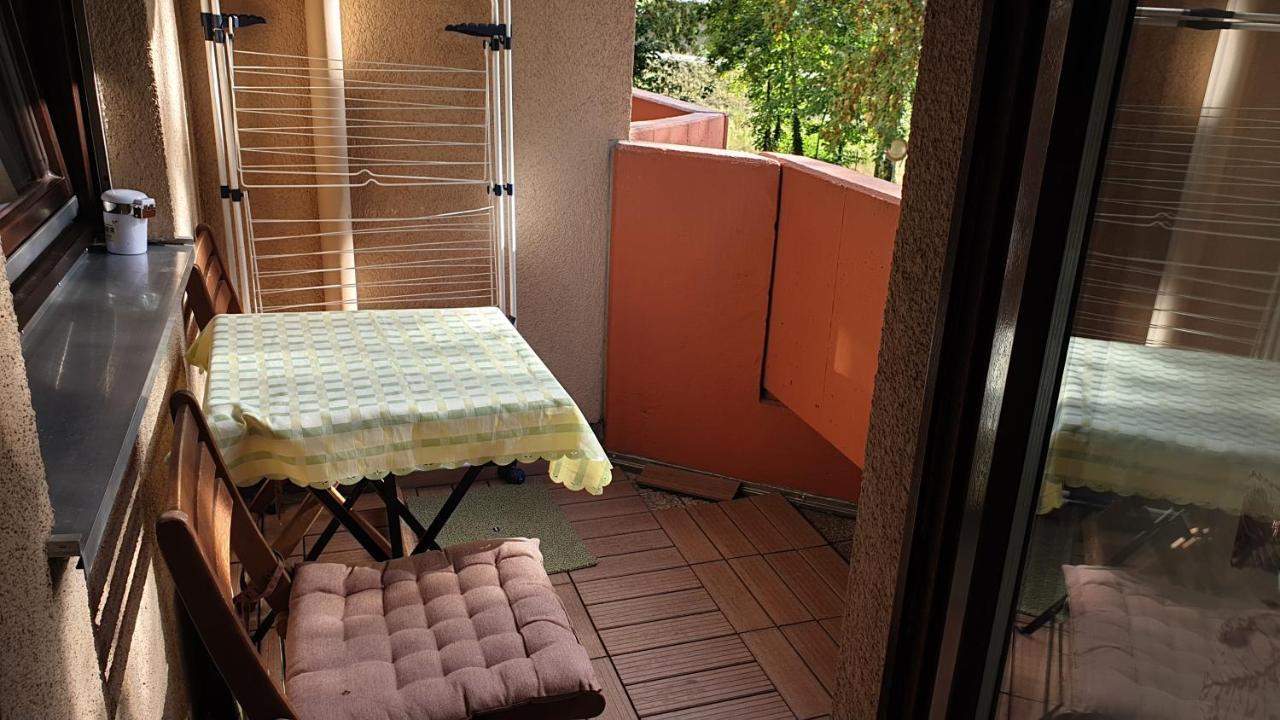 Wohnung Am Gruenen, Naehe Stadtzentrum Und Hauptbahnhof, Wlan Inklusive Furth Bagian luar foto