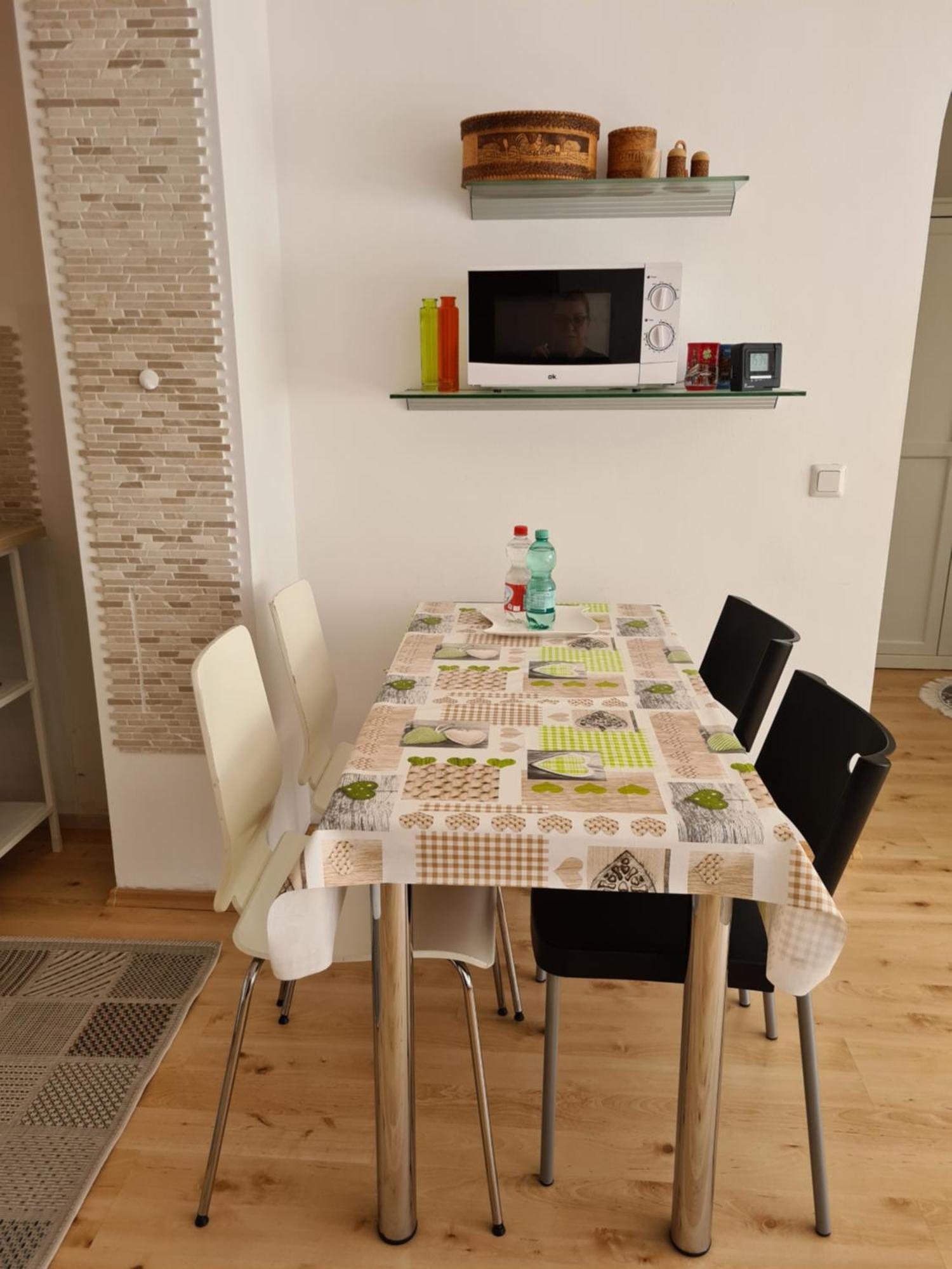 Wohnung Am Gruenen, Naehe Stadtzentrum Und Hauptbahnhof, Wlan Inklusive Furth Ruang foto